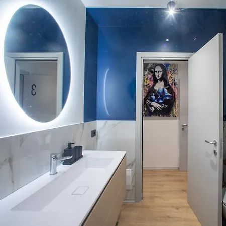 招待所 Poetica 3*